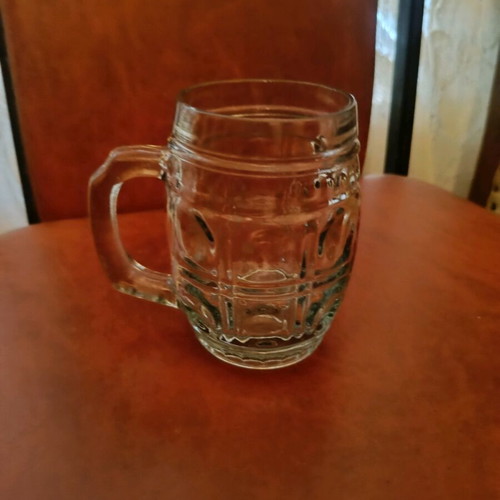 Beer Glasses set of 7 like new
