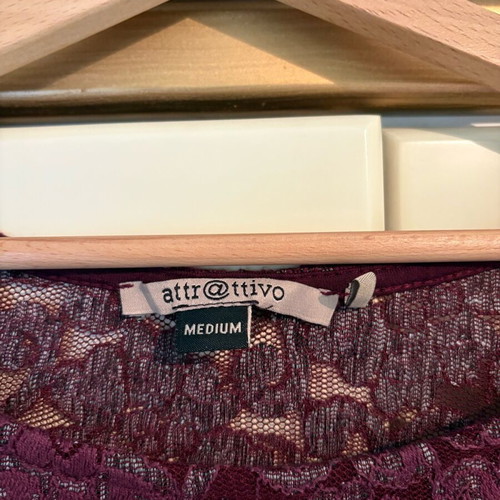 Attrattivo top burgundy like new with back transparency