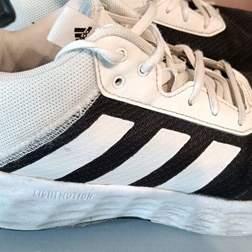 Adidas athletic shoes used, size 38 2/3, black and white