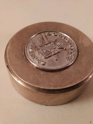 Brass press papier like new