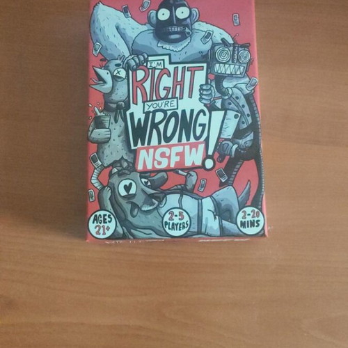 I'm right, you're wrong board game like new with 69 cards