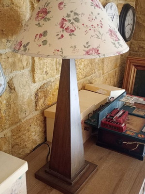 Wooden table lamp with floral shade