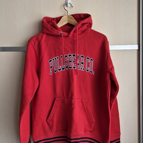 Pull&Bear red hoodie used with logo and hood