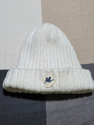 Children's hat like new, white, size S/M