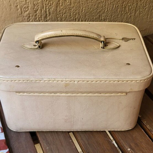 Neseser from 1979 used