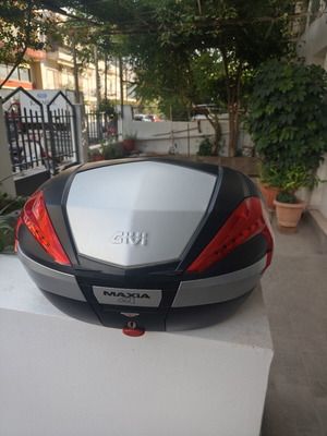 GIVI Monokey 56L Central Motorcycle Top Case