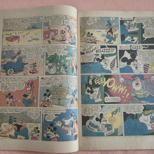 Walt Disney Mickey Mouse comic used, issue 158