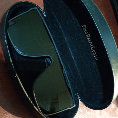 Polarized sunglasses with Polo Ralph Lauren case used, black