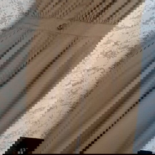 Ολόσωμη φόρμα καινούργια μέγεθος 42 XL πράσινη χακί