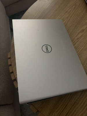 Dell Vostro 14" 5471 laptop i5 8GB RAM 256GB SSD Windows 11 Pro