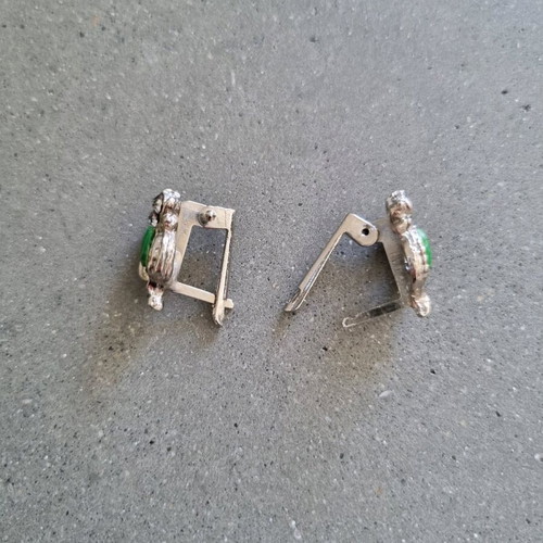 Jewellery set with green stones, steel, new
