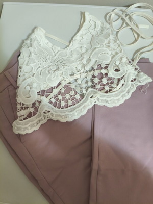 Lilac pants and white crop top set XS like new Bershka