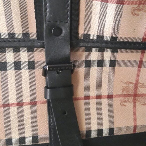Burberry crossbody bag like new, canvas with leather details