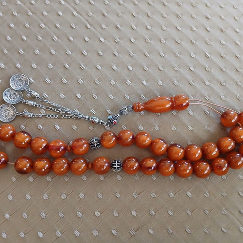 Bakelite Komboloi like new with 33 beads and traditional finish