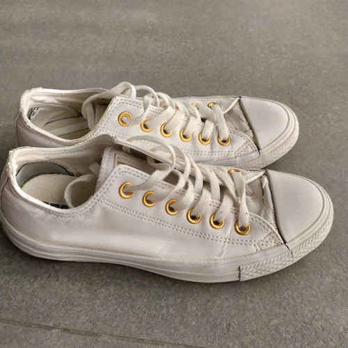 All Star Converse women's shoes used, leather type with wear