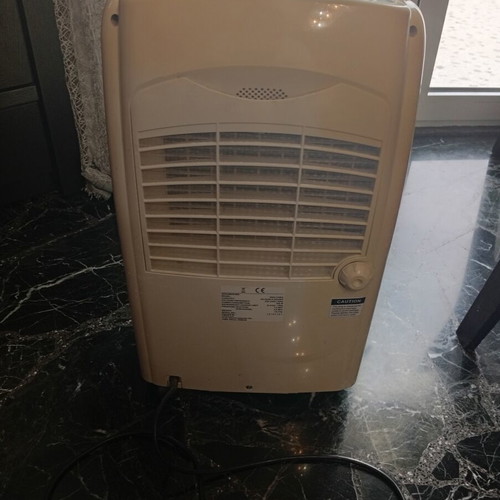 Philco PDH-716EA dehumidifier like new