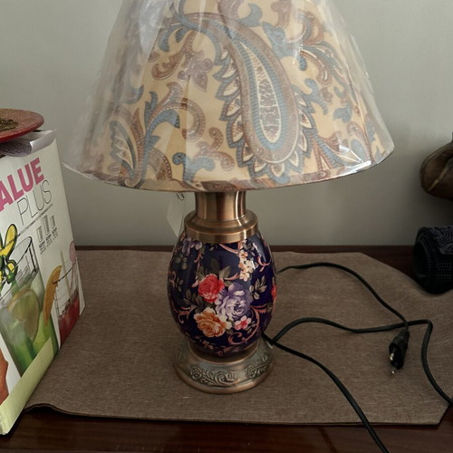 Vintage table lamp new