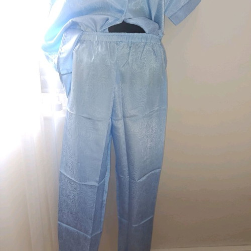 Satin short-sleeve pajamas XL turquoise with patterns, new