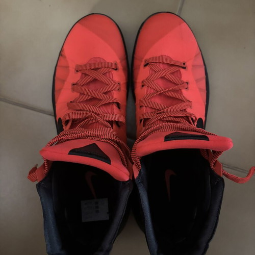 Nike Hyperdunk 2015 High basketball shoes like new, size 47.5, black and red