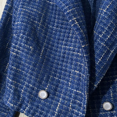 Knitted cropped jacket with pearls medium like new, blue