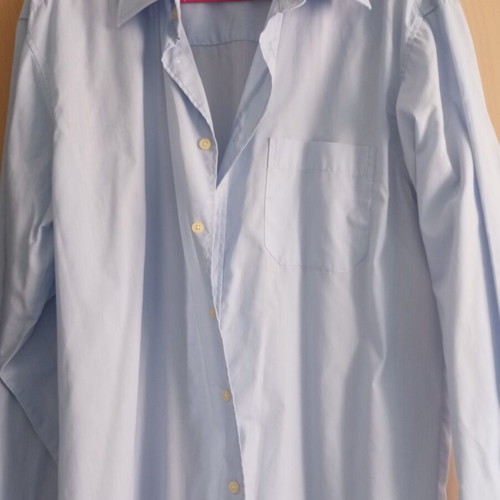 Men's dress shirts like new, pack of 4, size M, assorted colors