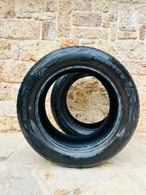 Continental EcoContact 6 tires like new, 225/55/17, set of 2