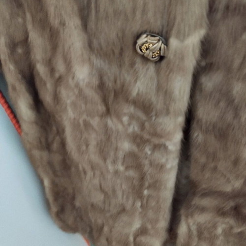 Natural fur coat like new, brown, length 1.10m, for height 1.60m