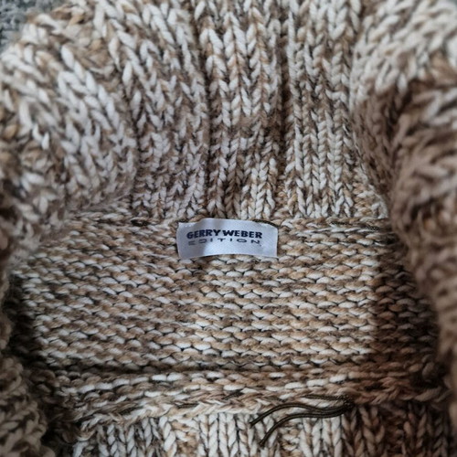 Gerry Weber Edition turtleneck sweater size M like new, beige brown