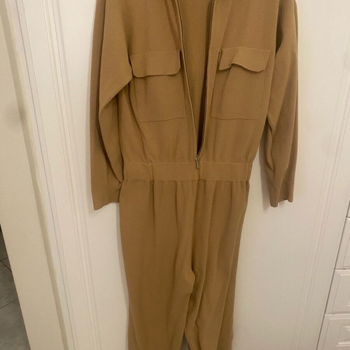 Beige jumpsuit like new