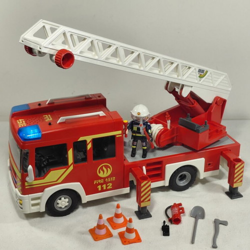 PLAYMOBIL City Action Fire Ladder Truck 5362