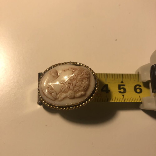 Cameo vintage pin Czechoslovakia 1930-50 used, glass