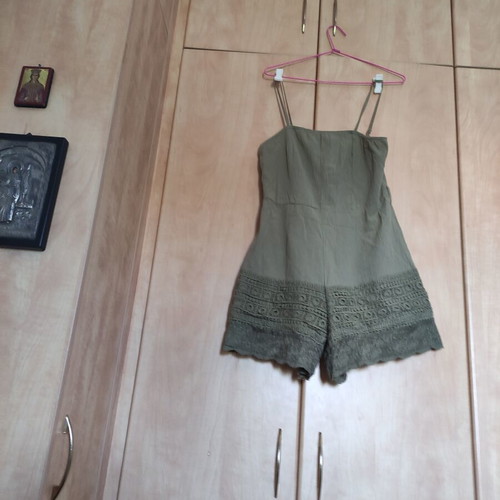 Women's lace romper used, size Medium, adjustable straps