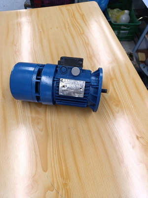 Crane bridge motor used with brake, 15 mm shaft