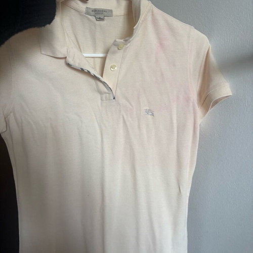 Burberry T-shirt used, size S, beige with damage on left side