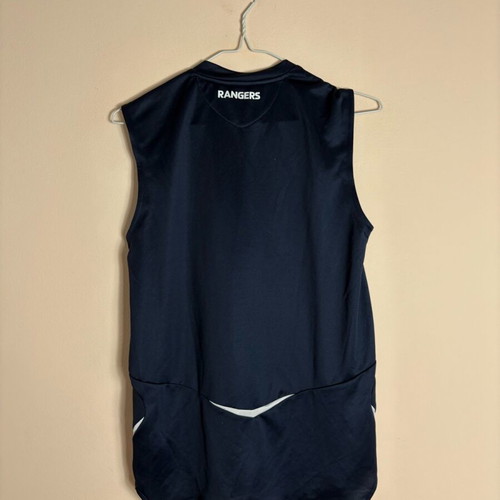 Rangers training sleeveless shirt like new, 2008/09 season