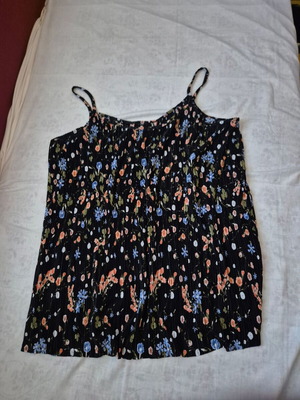 George women's blouse 3XL like new, black multicolor