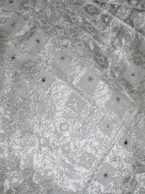 Silk couvre lit with mirrors