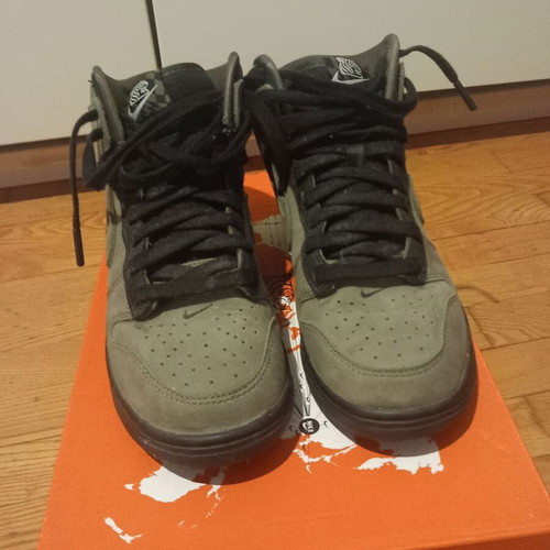 Nike Dunk x Sooulgoods collectible sneakers like new, size 38.5