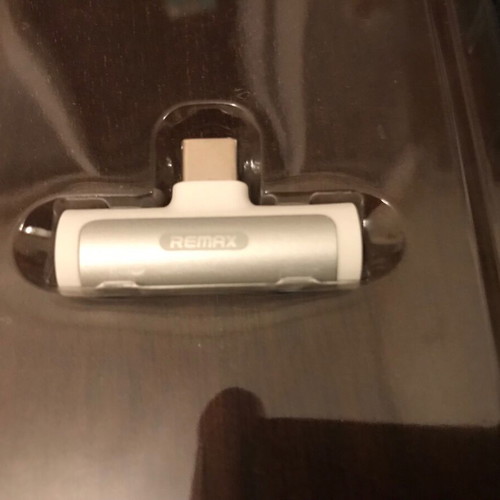 Remax RL-LA03a Type-C Audio Adapter new, charging & headphones simultaneously