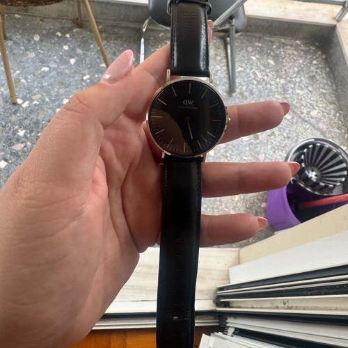 Dw Daniel Wellington watch black like new