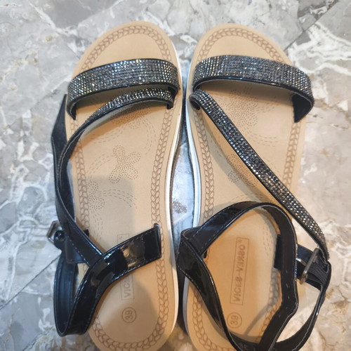 Bozikis flatform sandals black and white like new, size 39