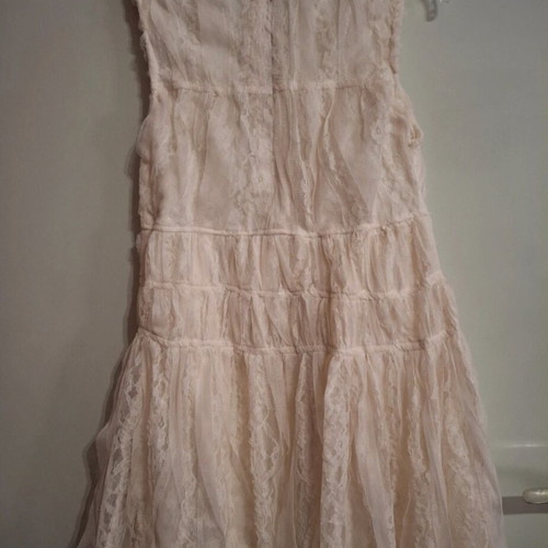 Zara beige cream girls dress with lace size 9 years like new