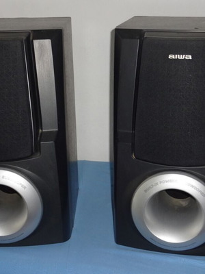 Ηχεία AIWA 100 W με ενσωματωμένο subwoofer πωλούνται