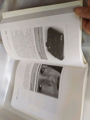 Internet Multimedia book like new