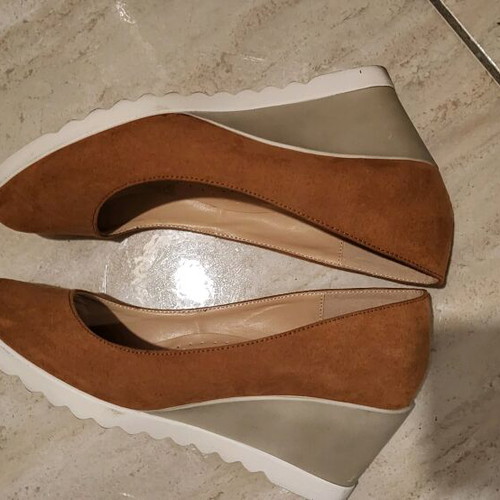 Migato camel suede wedge shoes like new, size 38