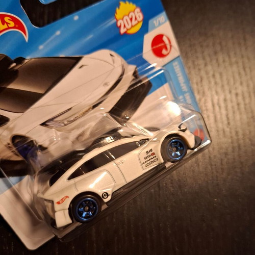 Toyota Prius Custom Hot Wheels 2026 καινούργιο, άθικτο στο κουτί