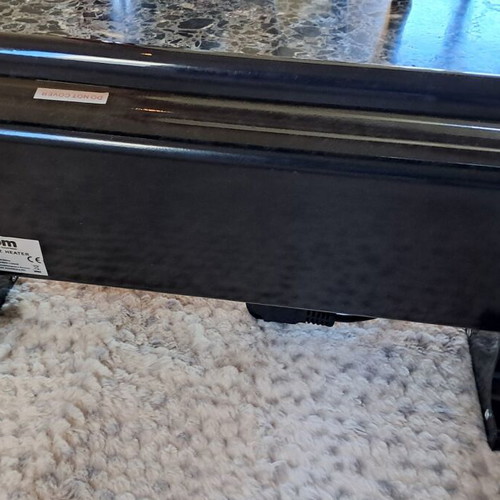 Quartz heater 1200 W Com model 20.01.002 like new