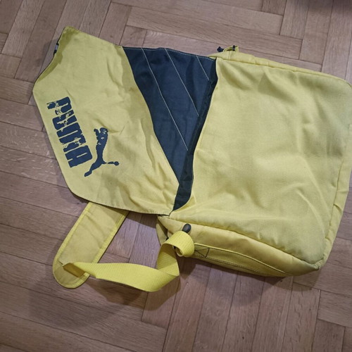 Puma messenger bag used, yellow