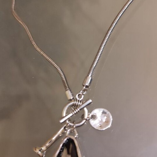 Long necklace with black stone silver new