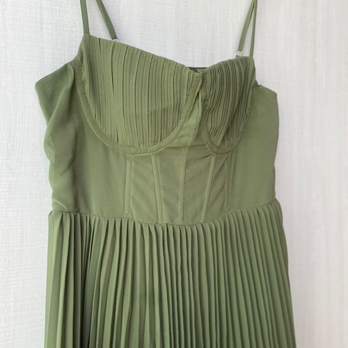 Green dress new size XL with adjustable straps